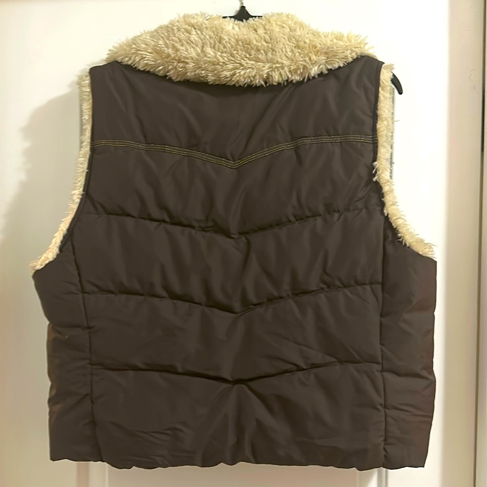 Pao Sport Puffer Jacket XL with Faux Fur - Picture 2 of 2